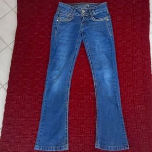 Wallflower bootcut jeans